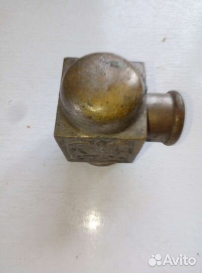 Бронзовая деталь от кровати