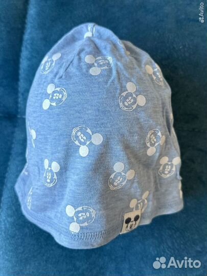 Шапки бини H&M микки,Снуппи
