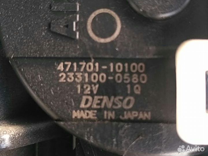 Механизм люка Toyota Land Cruiser 200