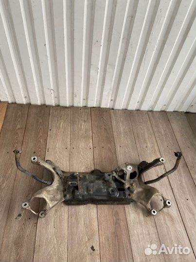 Подрамник передний Honda Civic 5D R18A2 2007