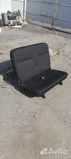 Третий ряд сидений LADA largus