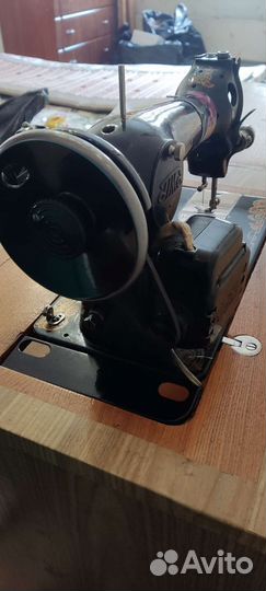 Швейная машина