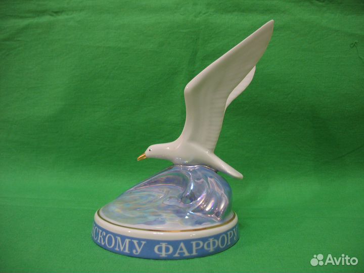 Фарфоровая статуэтка Чайка з-д Чайка
