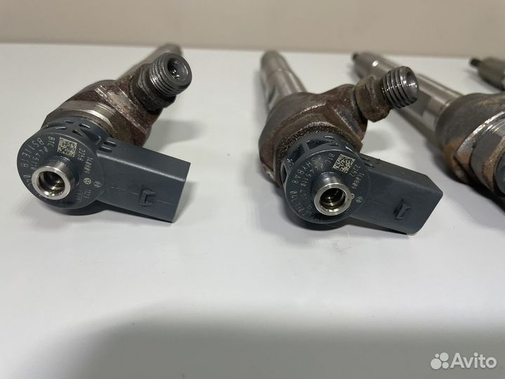 Форсунка 2.0 TDI Ауди А3 А4 А5 А6 Q5 Октавия А7