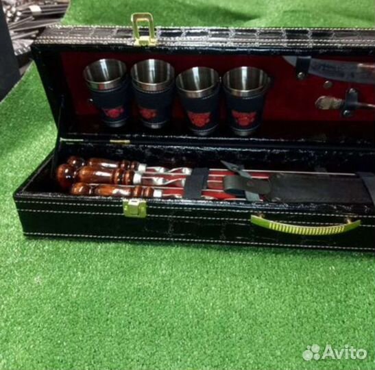 Шампура подарочные в кейсе