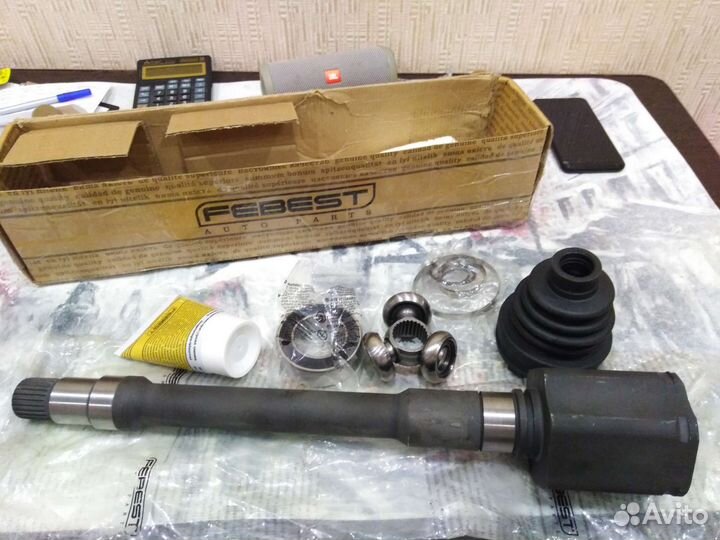 Привод передний правый Toyota Camry 40