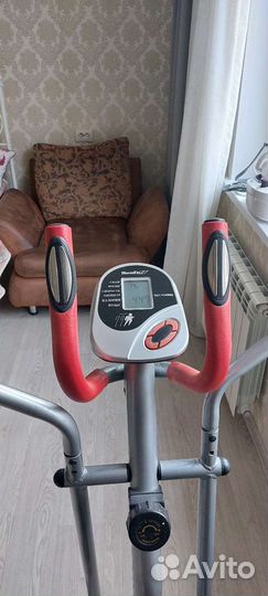 Эллиптический тренажер HouseFit