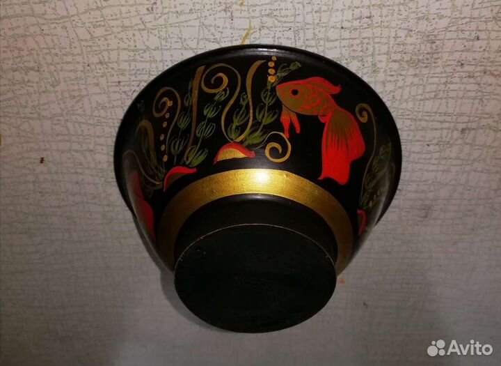 Посуда с росписью хохлома