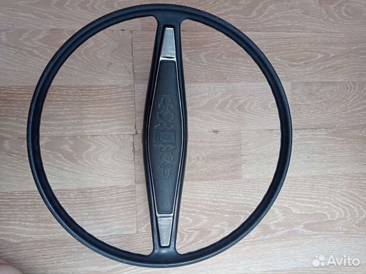 Продам руль на ваз 2106