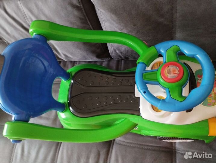 Машинка-каталка толокар