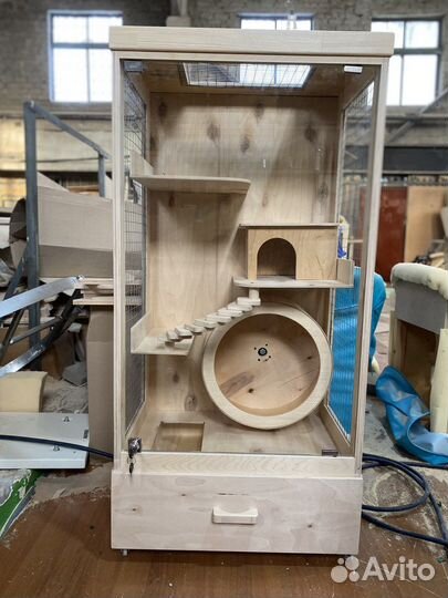 Клетка витрина для шиншиллы