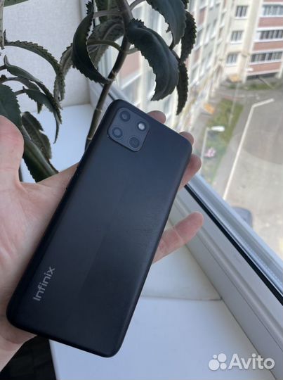 Телефон infinix