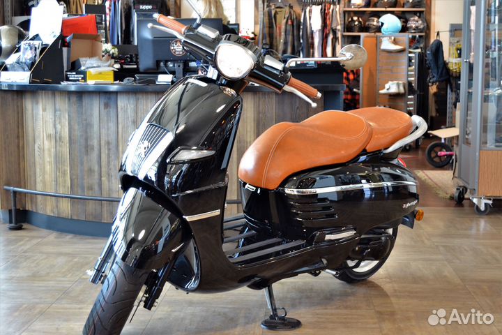 Скутер Peugeot Django 125