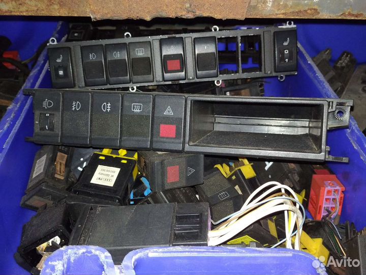 Кнопки панели Ауди А6 С4