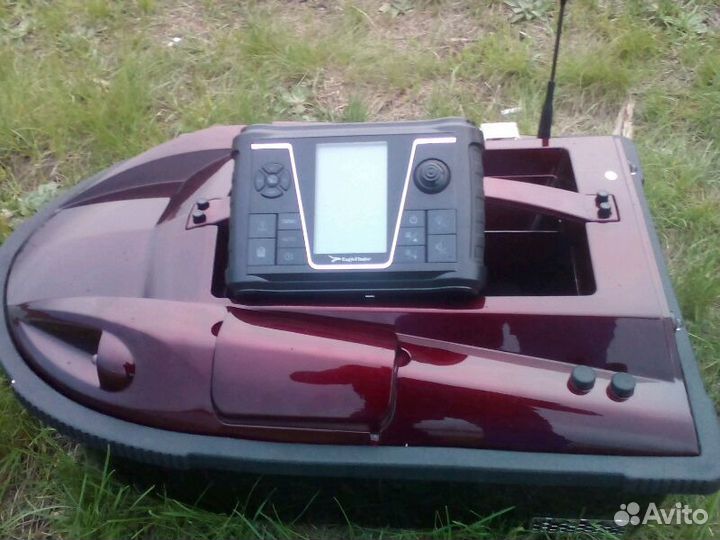 Кораблик прикормочный