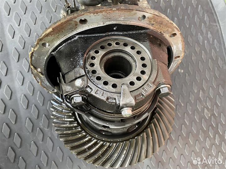 Редуктор заднего моста Mitsubishi Pajero Sport