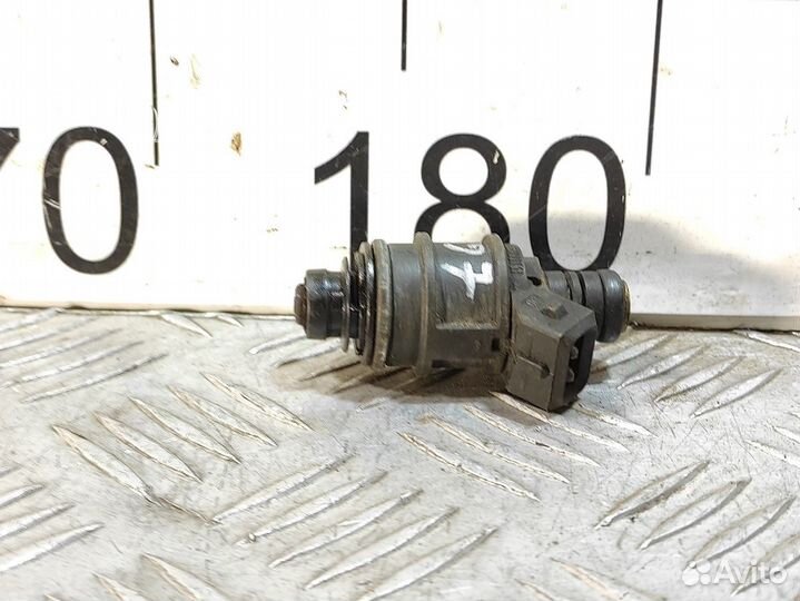 Форсунка двигателя Opel Astra G