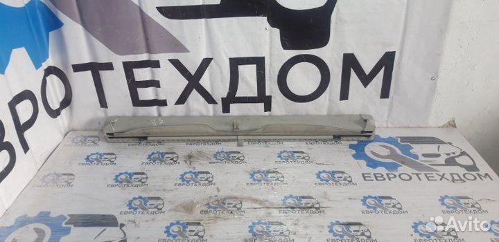 Полка багажника Mercedes W210 112.941 2000