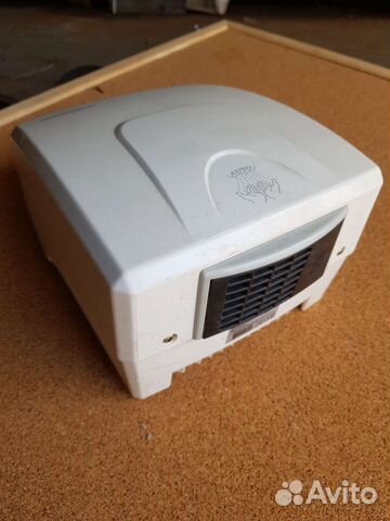 Электросушилка для рук