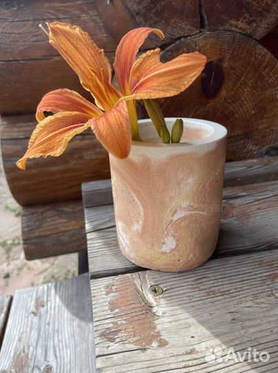 Кашпо из бетона. Органайзер из бетона