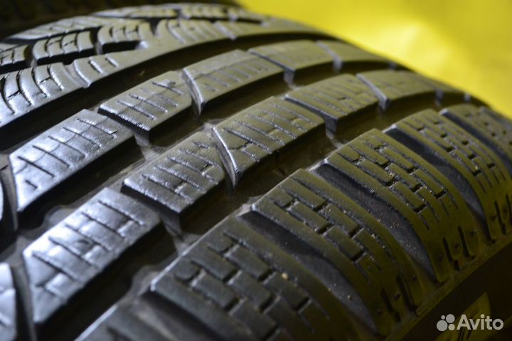 Pirelli Winter Sottozero 210 Serie II 205/55 R16