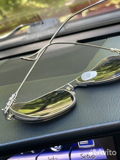 Солнцезащитные очки