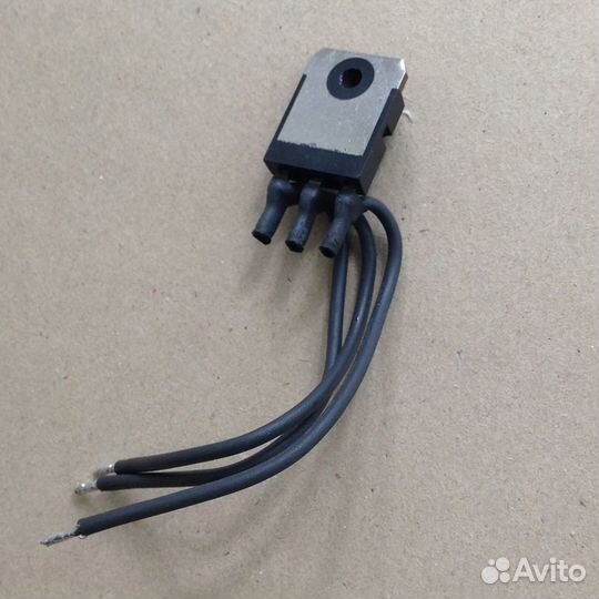 Транзистор C3L03 toshiba