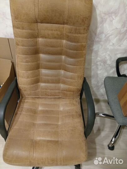 Компьютерное кресло