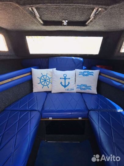 Прогулки на катере по Красноярскому морю