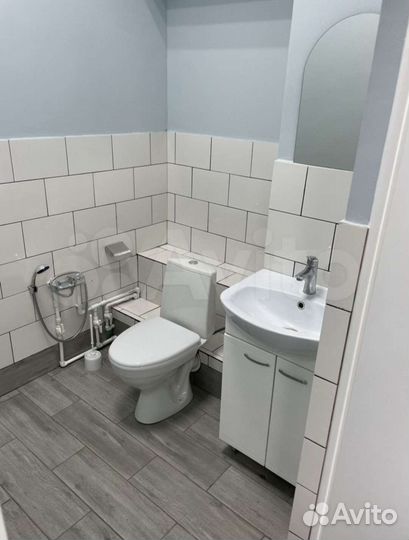 Парикмахерское кресло в аренду