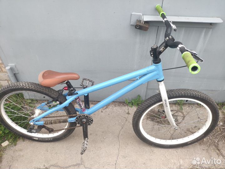 Стрит-триал классика: Inspired Fourplay