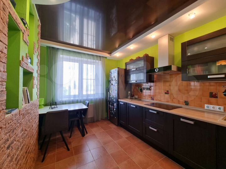 2-к. квартира, 50 м², 6/17 эт.