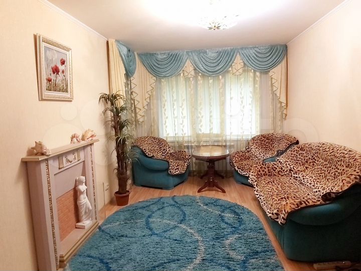 2-к. квартира, 58 м², 1/9 эт.