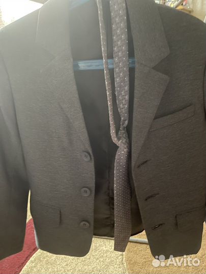 Пиджак для мальчика 128