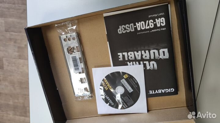 Gigabyte 970A-DS3P Коробка и задняя планка
