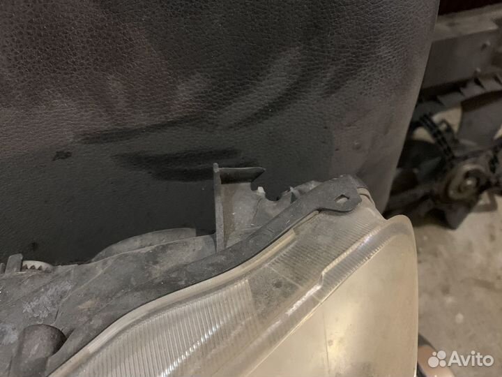 Фары mitsubishi dion