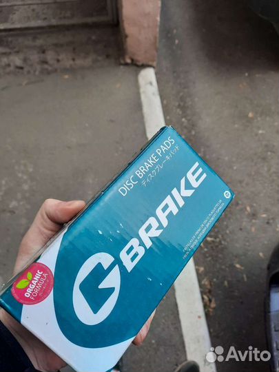 Тормозные колодки на Honda CR-V