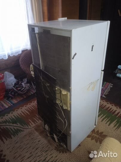 Холодильник на запчасти
