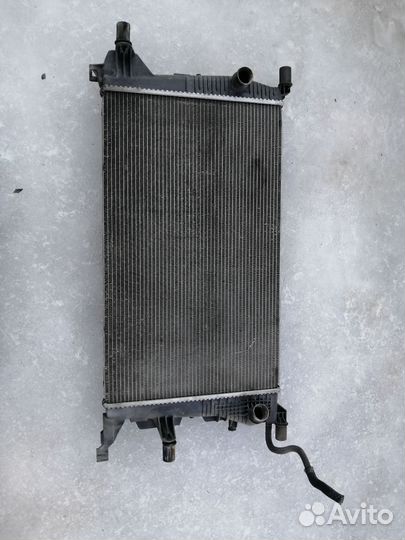 Радиатор охлаждения Меган 3 214100002R