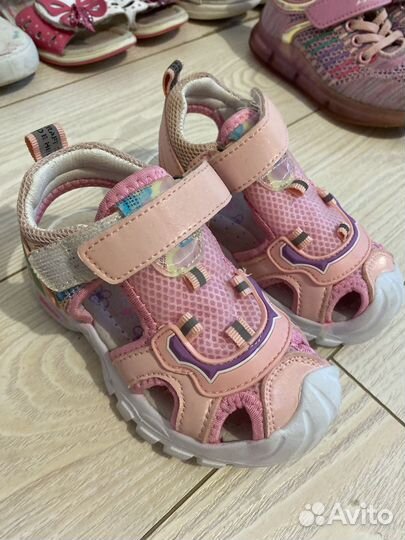 Обувь на девочку