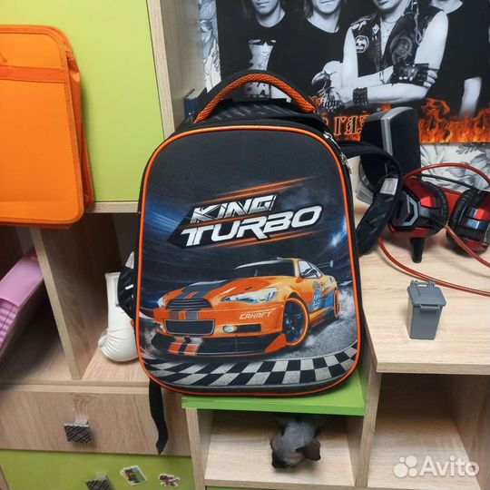 Школьный рюкзак