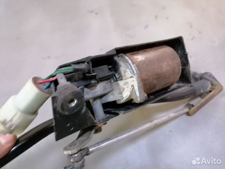 Трапеция стеклоочистителей Opel Kadett E 1984-1992