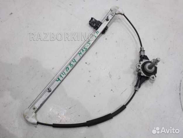 Стеклоподъемник механический задний правый