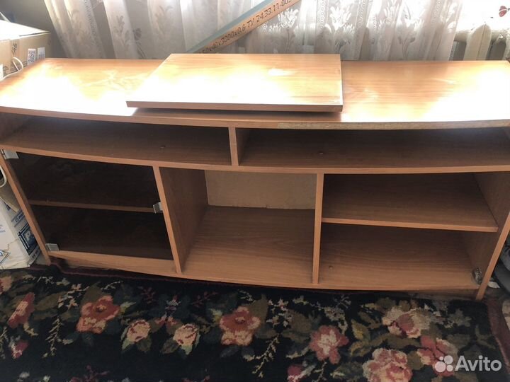 Тумба под тв с полками