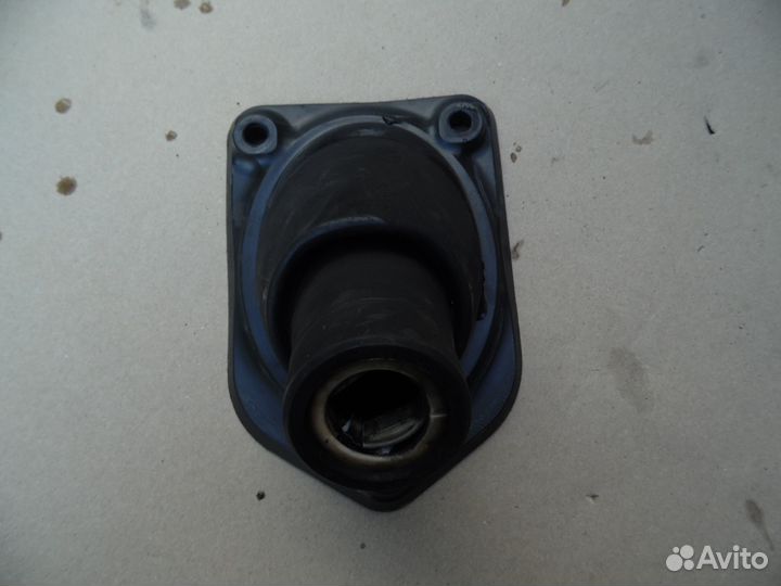 Кожух рулевого кардана Рендж Ровер l322