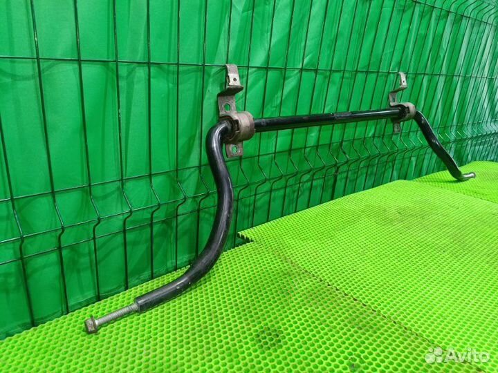 Стабилизатор передний Mercedes Benz Gl X166