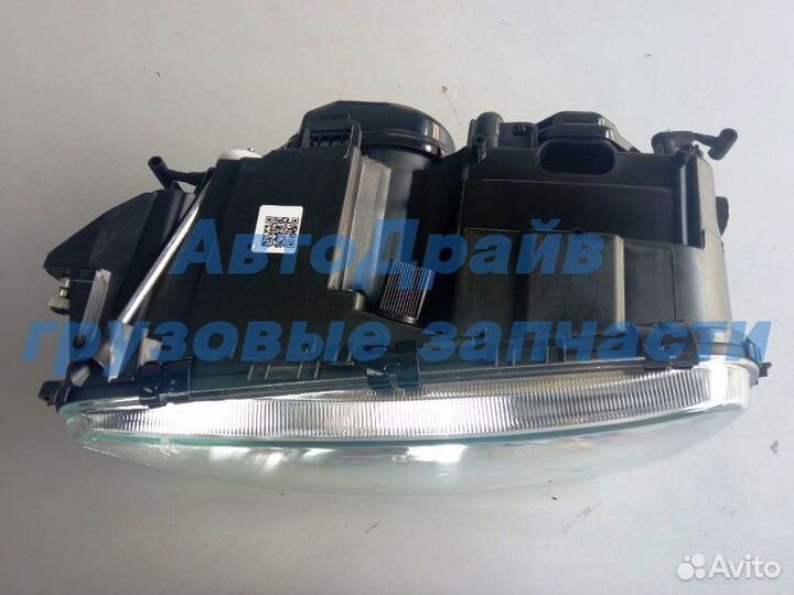 Фара головного света Мерседес Актрос Мп2 2008г пра