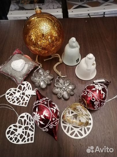 Елочные игрушки,посыпки и подсвечники