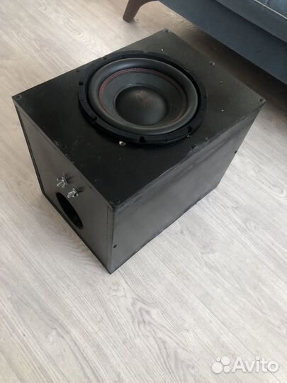 Сабвуфер 10