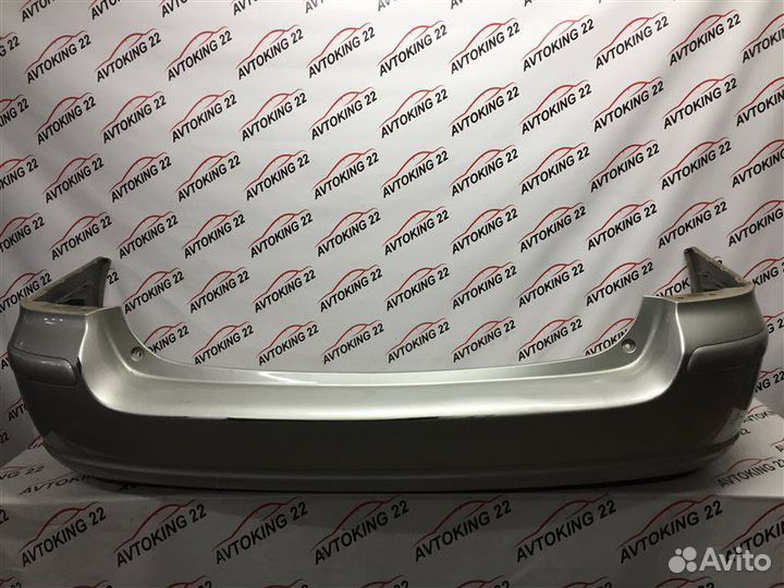 Бампер задний Toyota Avensis AZT250 1azfse 2004